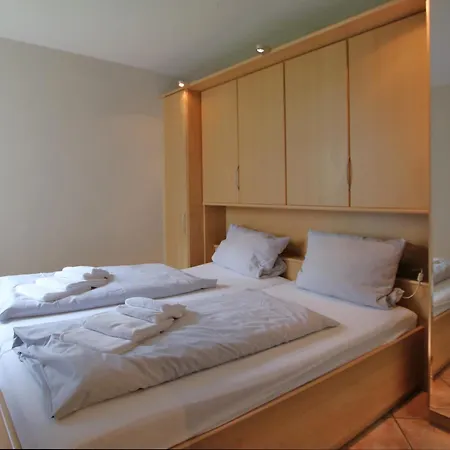 Osterstra_e 1_ Whg_ 1_ Haus Flora